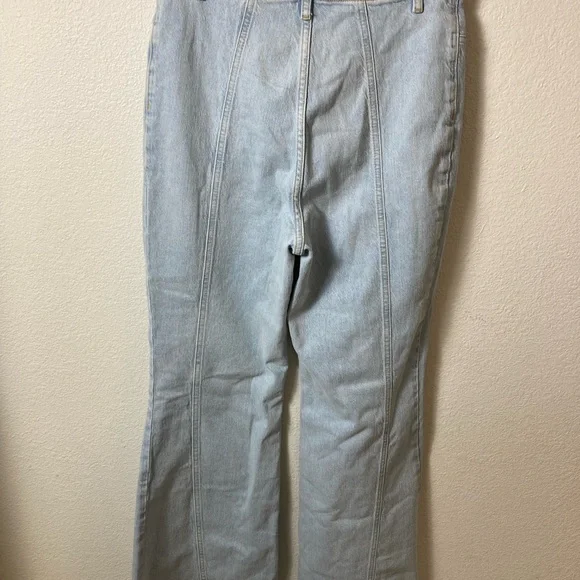 We The Free Florence High waisted Flair Light Wash Jeans 70’s women's Size 29 - Picture 7 of 13